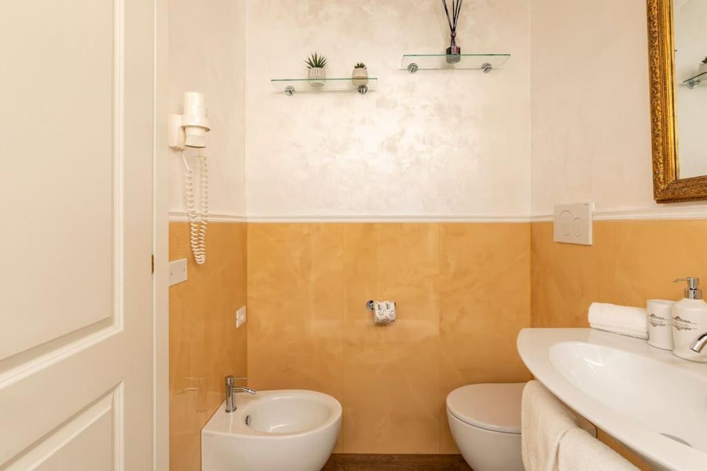 Frattina Elegance Suite Rome Luaran gambar